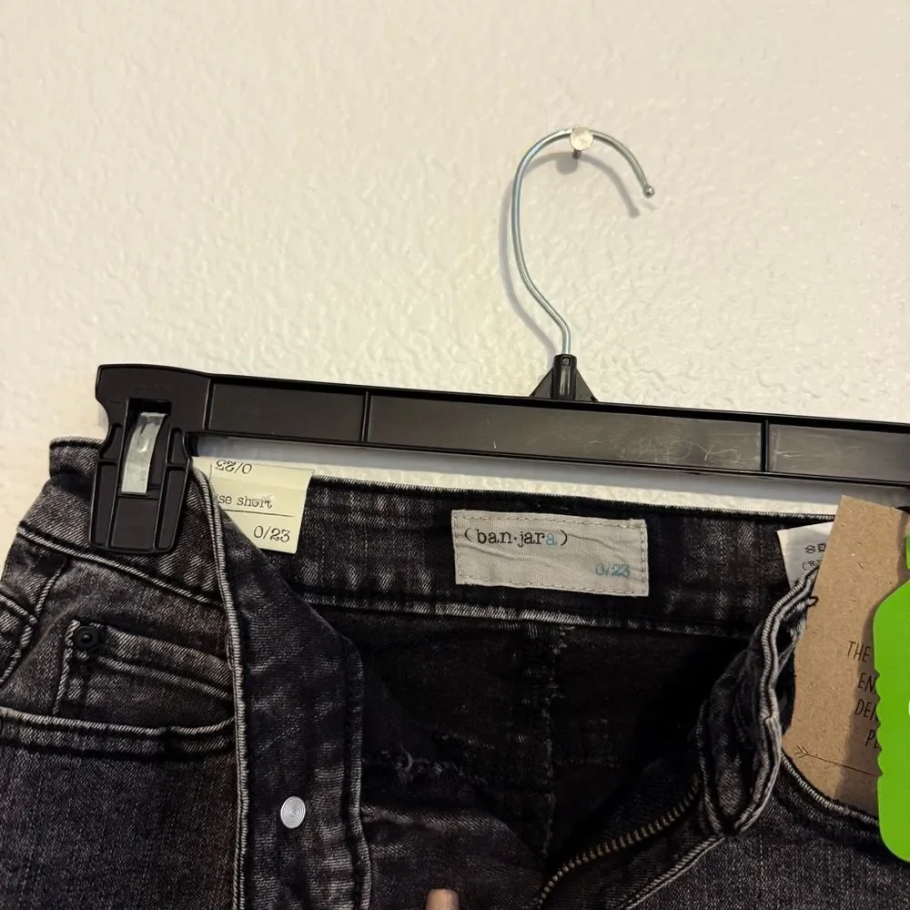 Black Jean Shorts with Distressed Raw-Edge Hem NWT - Picture 2 of 6